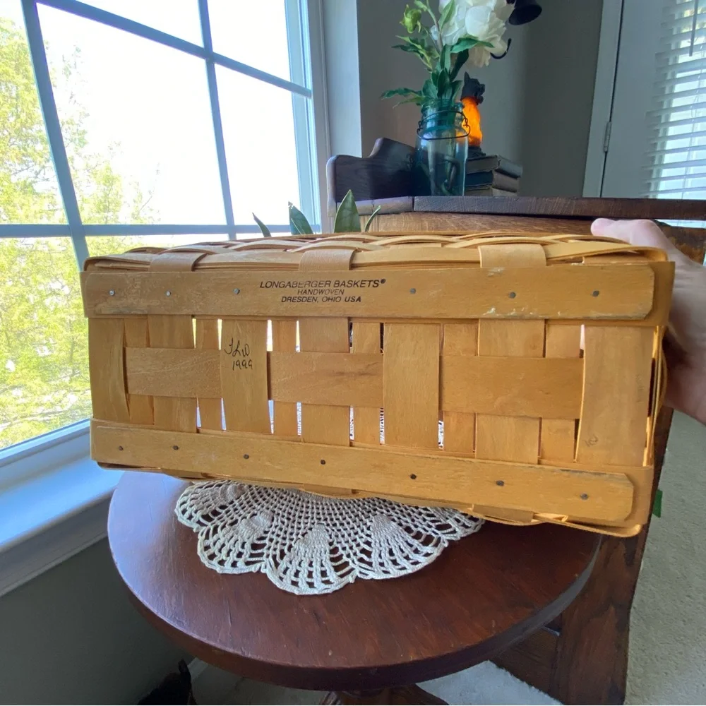 Longaberger Bread Basket Elegant Brown Woven Basket Large Circa 1999
